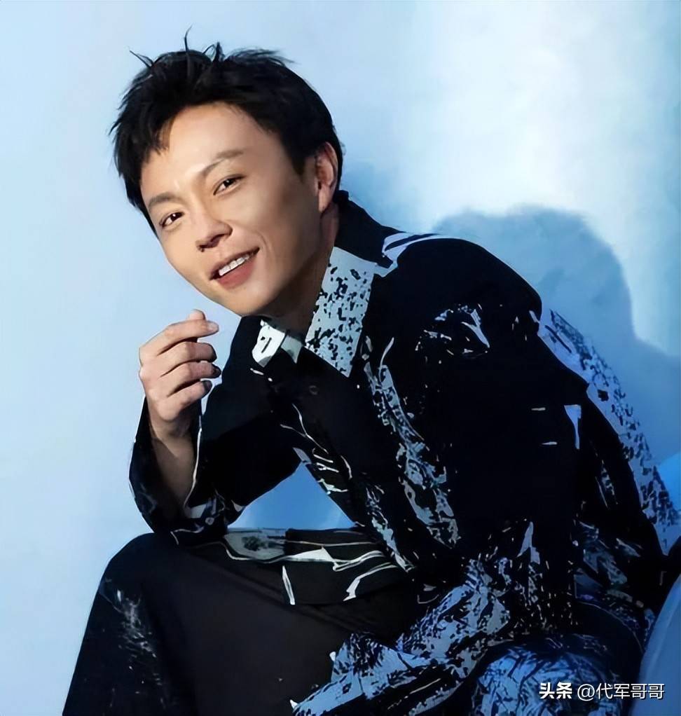 杏彩体育,港台红极一时的10位童星现状有人成千万网红有人沦为阶下囚